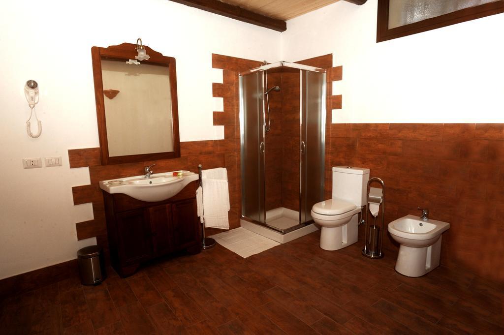 B&B Kephale Catánia Buitenkant foto