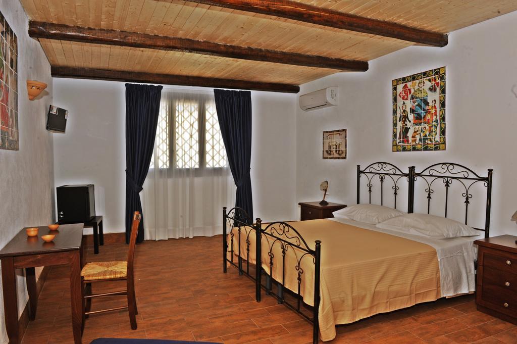 B&B Kephale Catánia Buitenkant foto