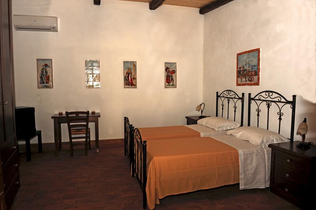 B&B Kephale Catánia Buitenkant foto