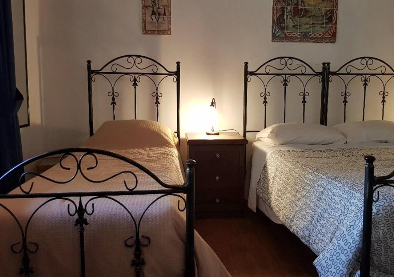 B&B Kephale Catánia Buitenkant foto
